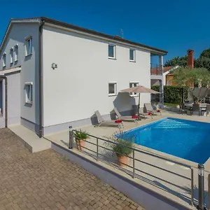 Silver House Pensiune Vrvari